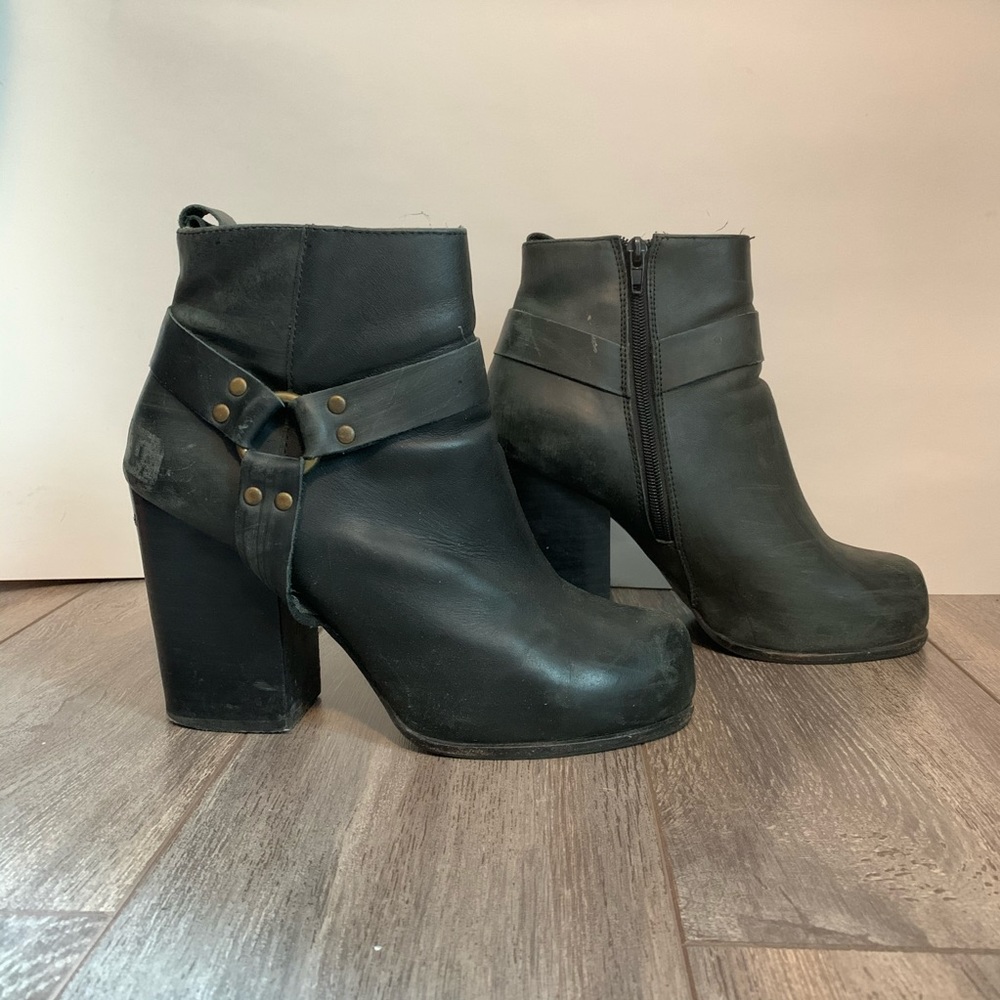 Nasty Gal x Jeffrey Campbell Rum Moto Boot
